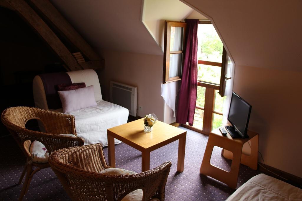 Le Clos De Chatres Oisly Værelse billede